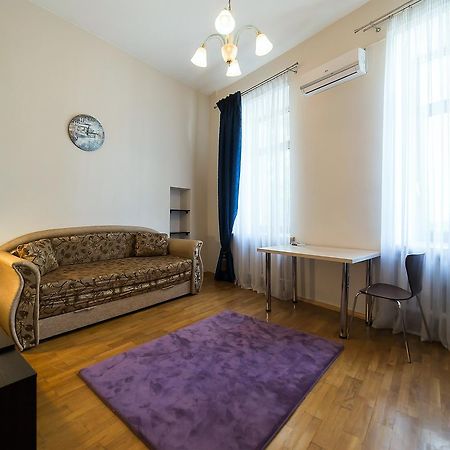Cozy Apartment In Centre Of Kiev Εξωτερικό φωτογραφία